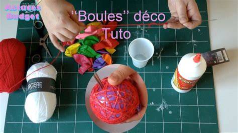 boules en laine recouvertes de colle (illustration technique et étapes)